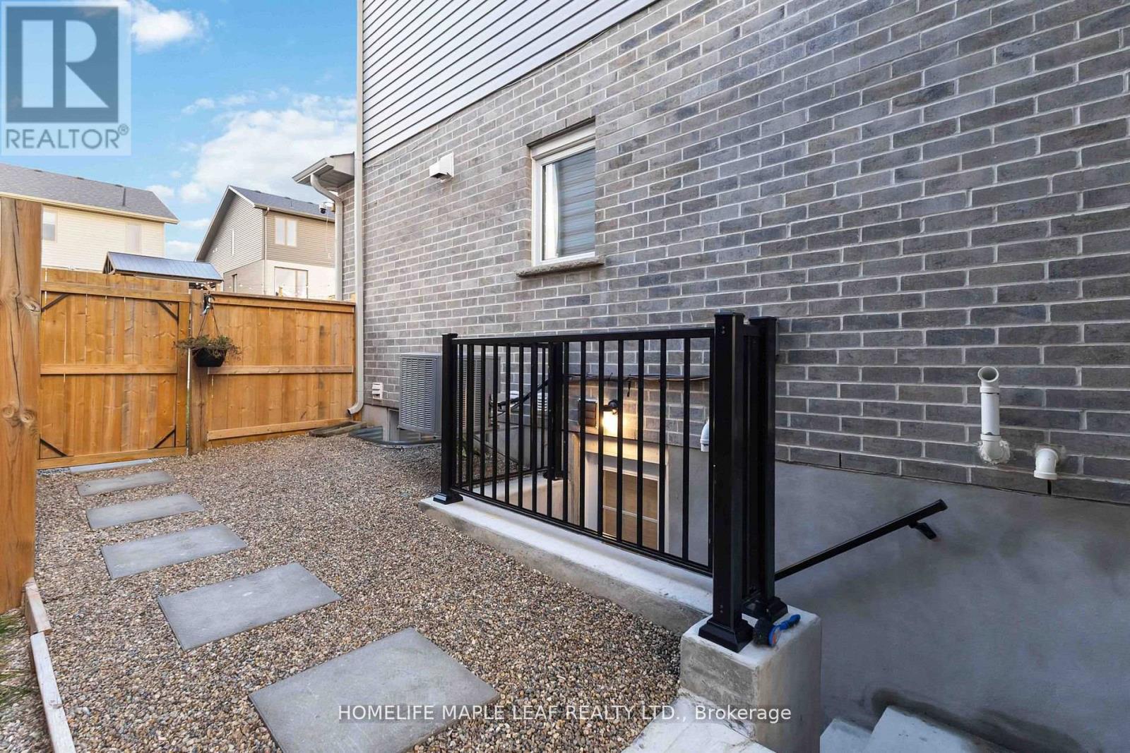 1576 Dylan Street E, London East, Ontario  N5V 0B9 - Photo 4 - X12553262