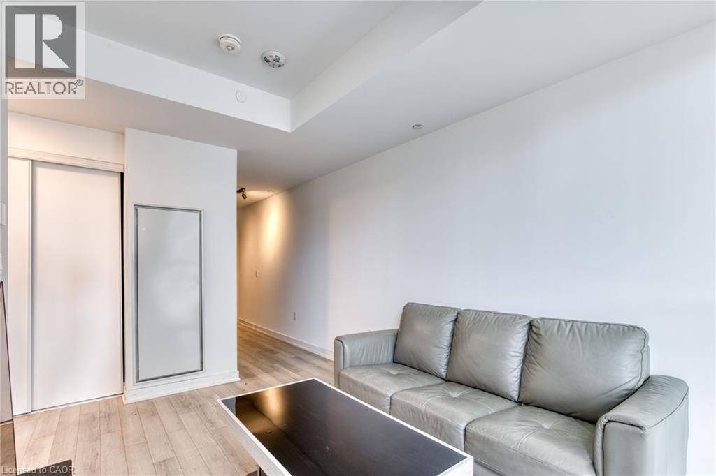 1005 Dundas Street Unit# 207, Oakville, Ontario  L6H 8C7 - Photo 11 - 40788582