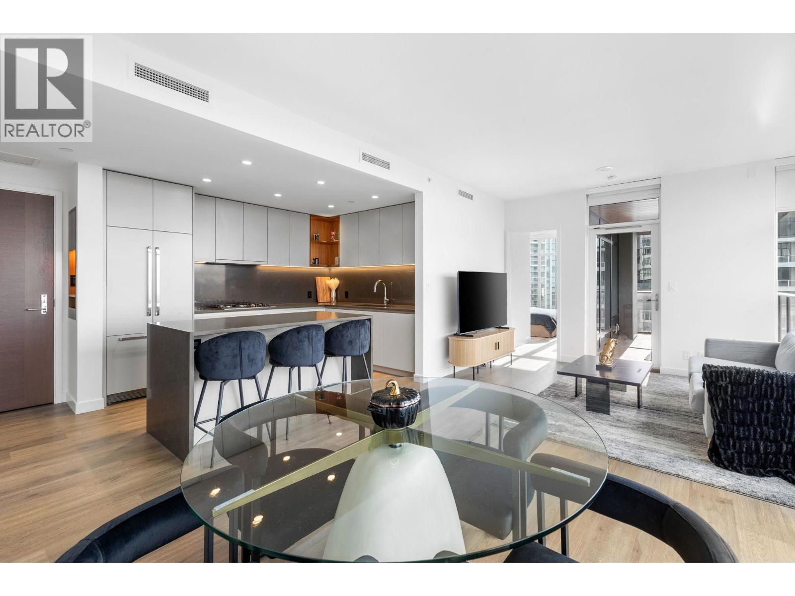 1707 720 Farrow Street, Coquitlam, British Columbia  V3J 0P3 - Photo 3 - R3068079