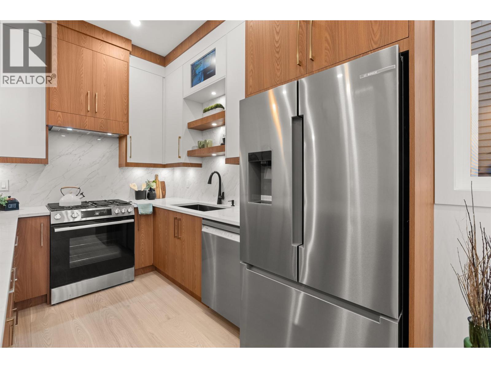 1 1822 E 14th Avenue, Vancouver, British Columbia  V5N 2E2 - Photo 8 - R3068080