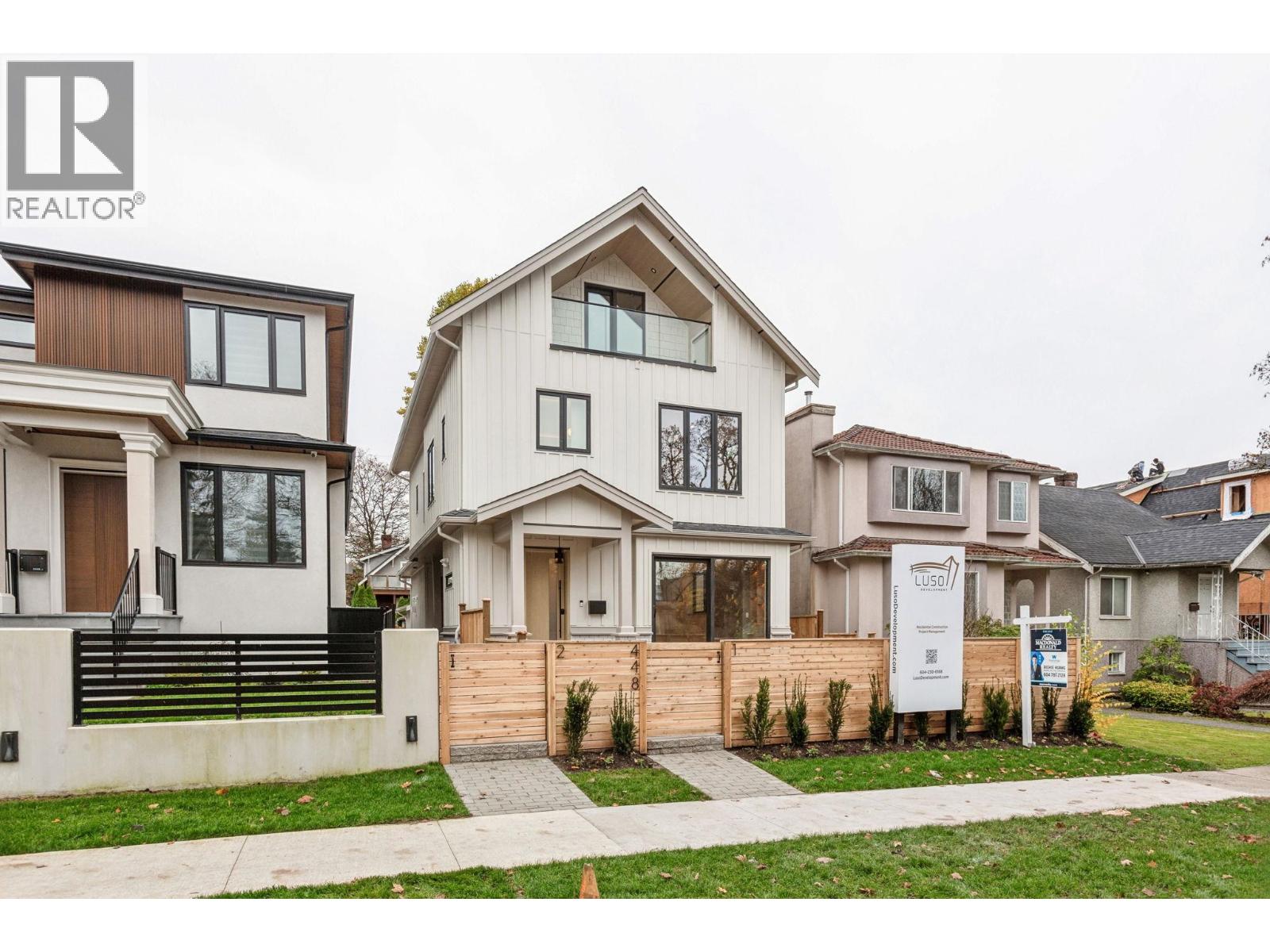 1 448 W 20th Avenue, Vancouver, British Columbia  V5Y 2C8 - Photo 1 - R3068089