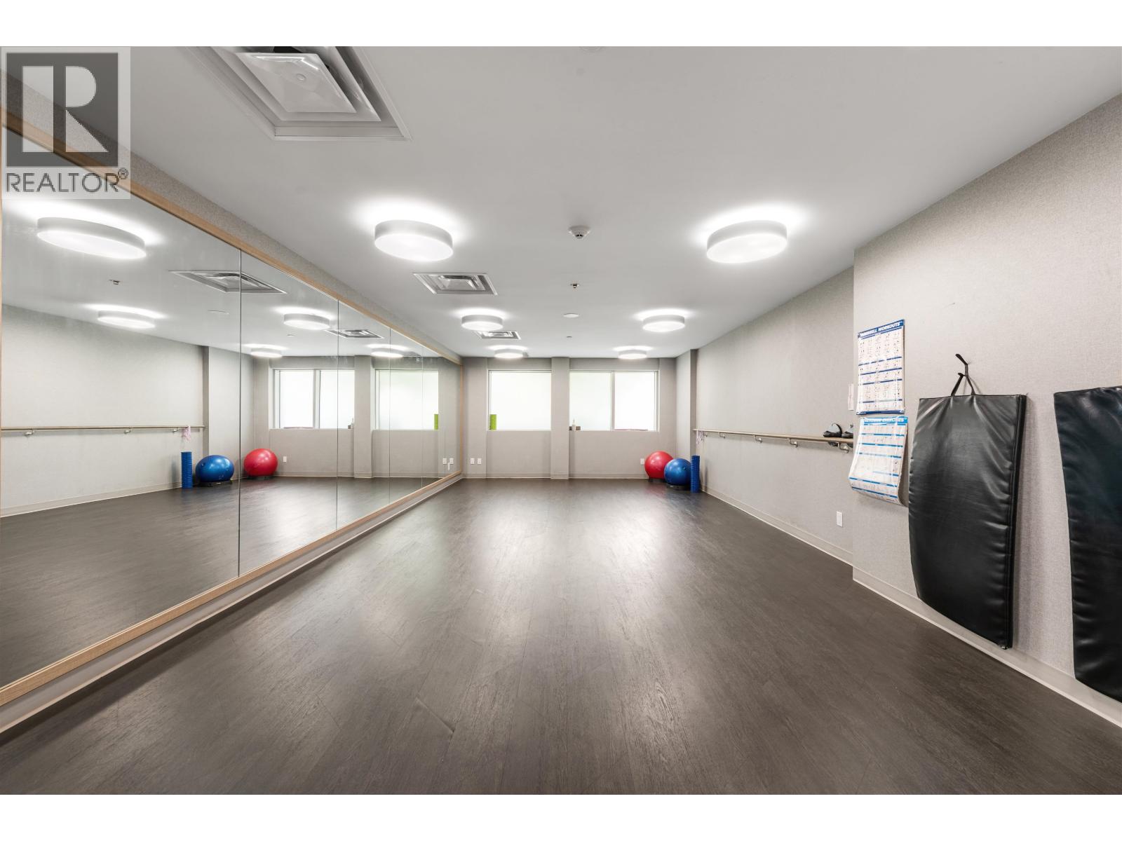 2509 908 Quayside Drive, New Westminster, British Columbia  V3M 0L4 - Photo 22 - R3068094