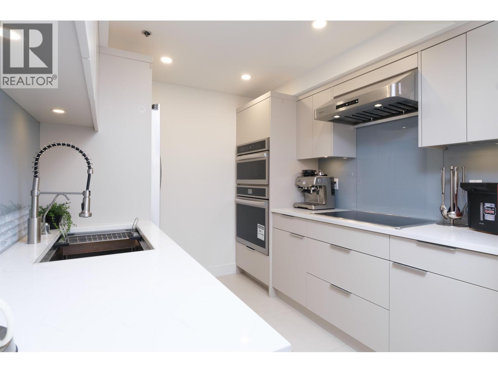 2202 289 Drake Street, Vancouver, British Columbia  V6B 5Z5 - Photo 15 - R3068096