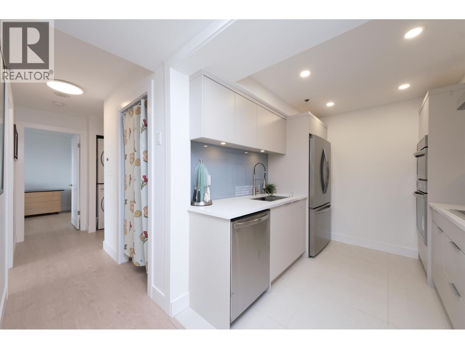 2202 289 Drake Street, Vancouver, British Columbia  V6B 5Z5 - Photo 18 - R3068096