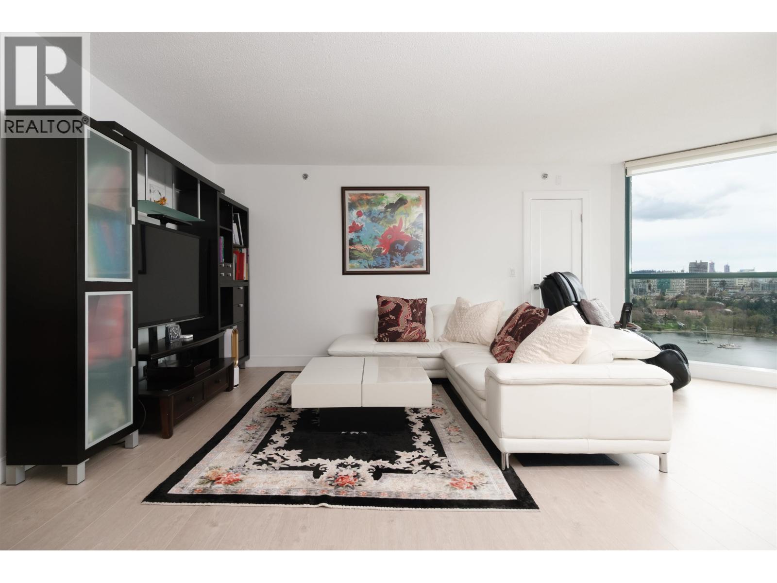 2202 289 Drake Street, Vancouver, British Columbia  V6B 5Z5 - Photo 3 - R3068096