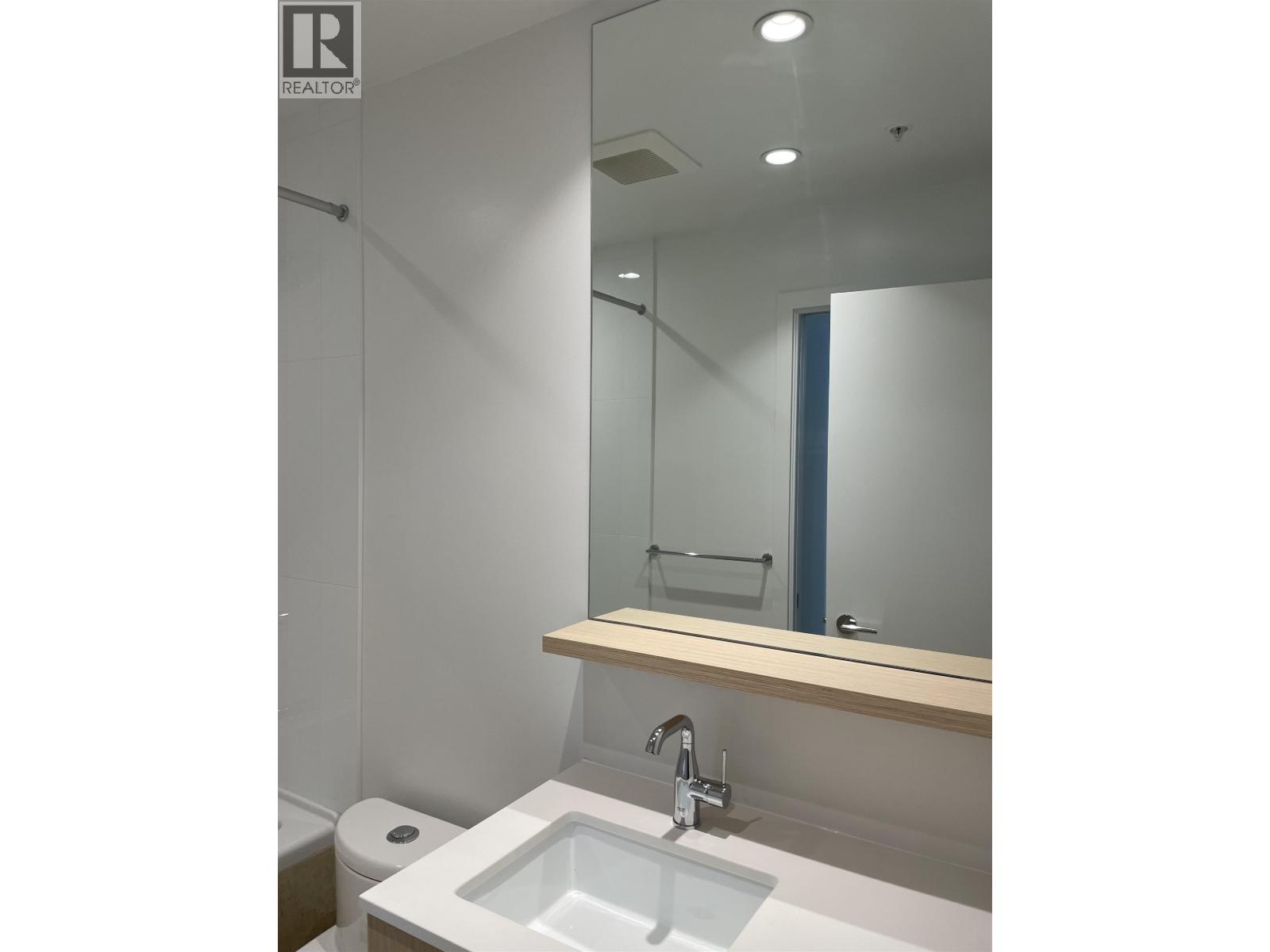 1609 567 Clarke Road, Coquitlam, British Columbia  V3J 0K7 - Photo 10 - R3068100