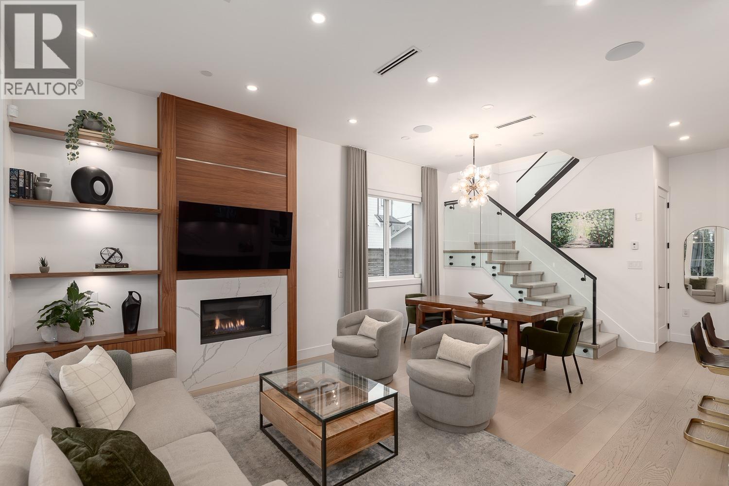 959 E 13TH AVENUE, Vancouver, British Columbia