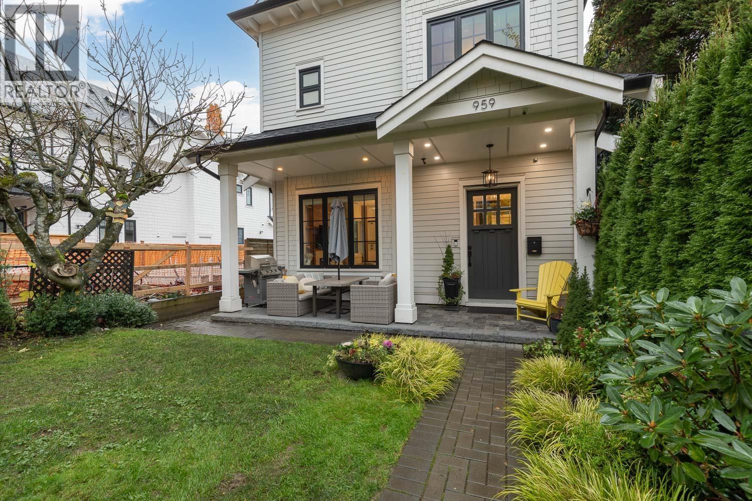 959 E 13th Avenue, Vancouver, British Columbia  V5T 2L7 - Photo 3 - R3068102