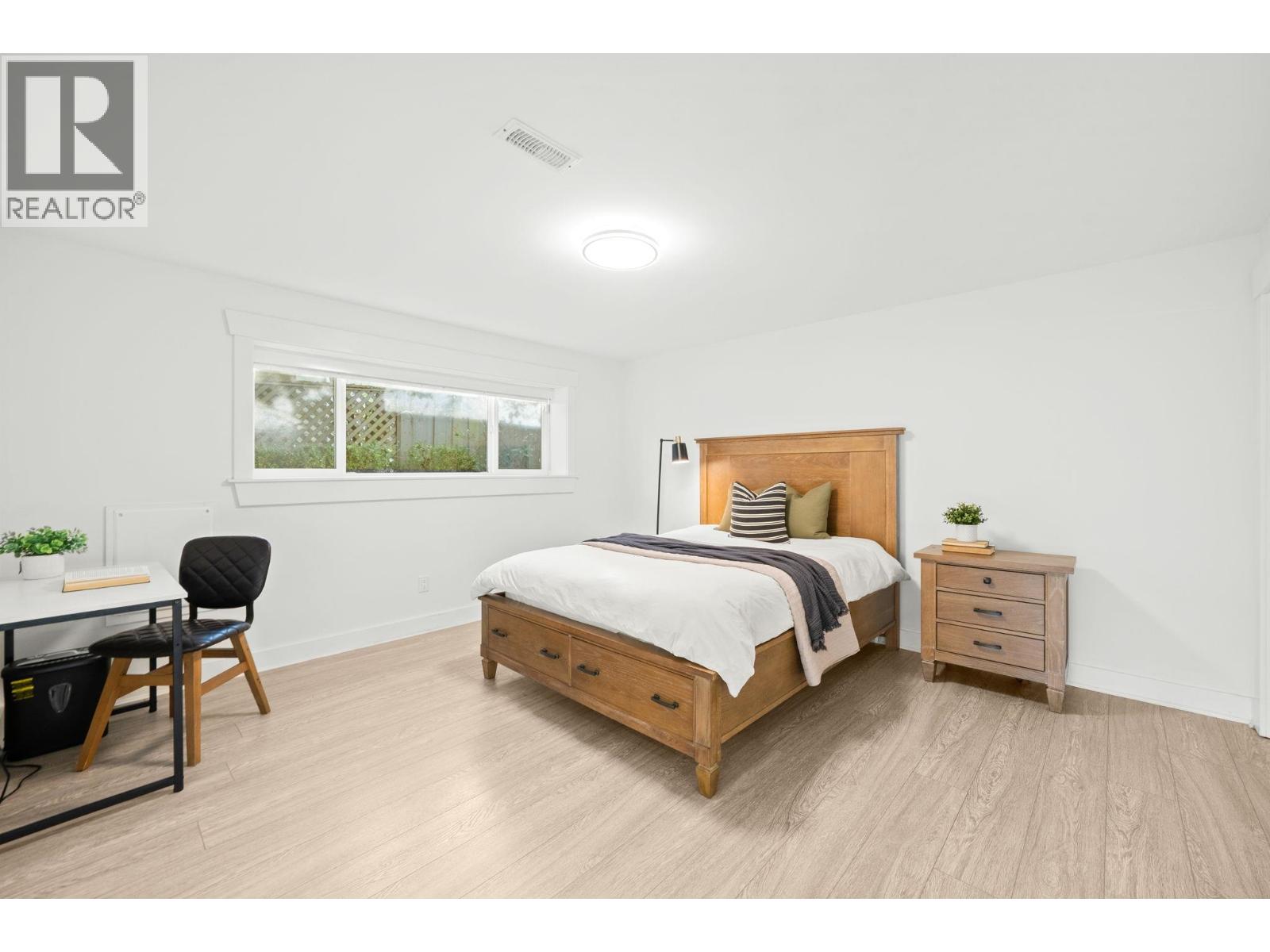 463 Beachview Drive, North Vancouver, British Columbia  V7G 1P5 - Photo 29 - R3068095