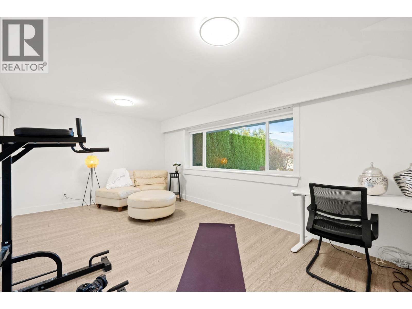 463 Beachview Drive, North Vancouver, British Columbia  V7G 1P5 - Photo 31 - R3068095