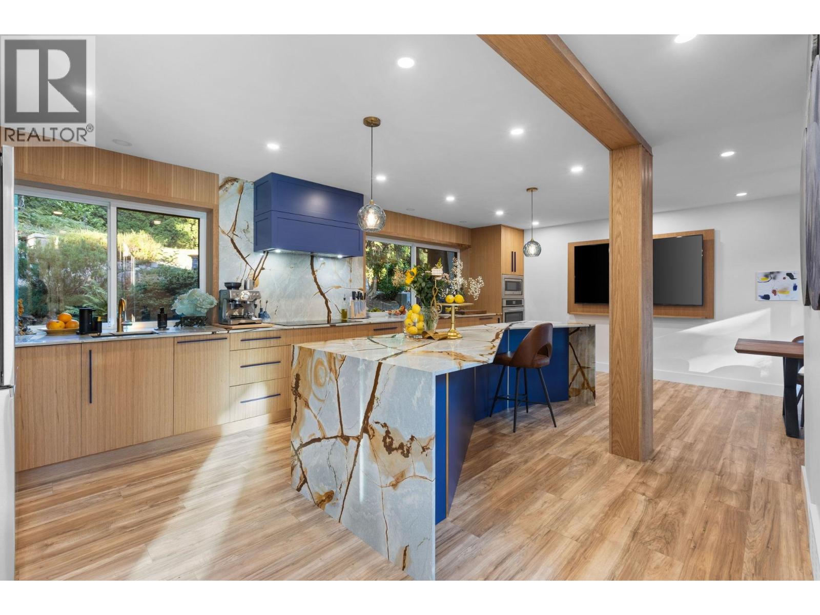 159 Roe Drive, Port Moody, British Columbia  V3H 3M9 - Photo 6 - R3068125