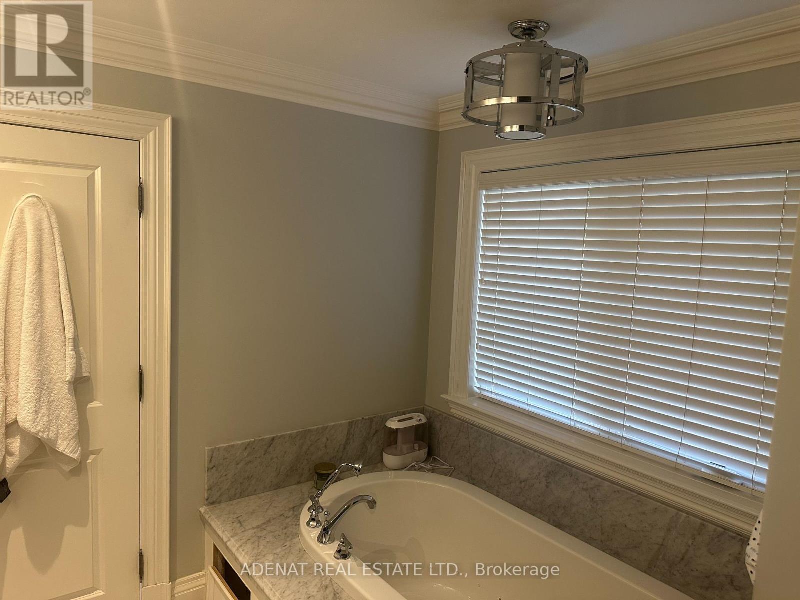 622 Coldstream Avenue, Toronto, Ontario  M6B 2L2 - Photo 16 - C12553272