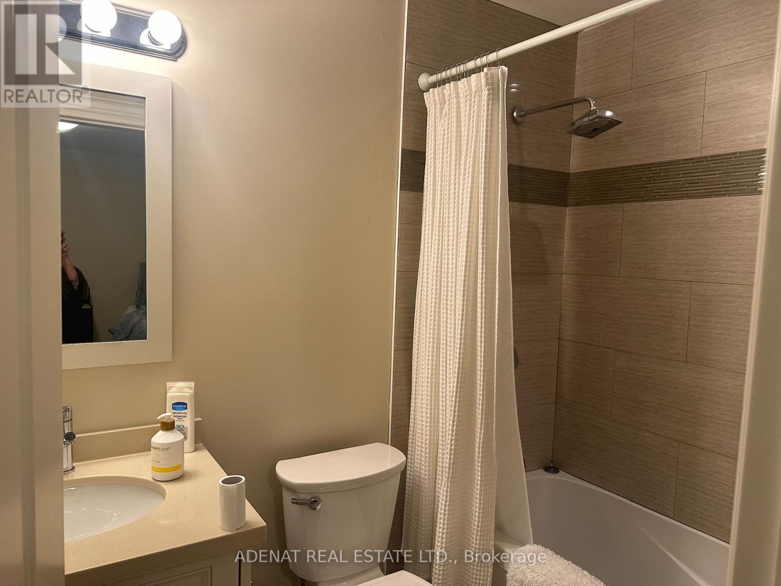 622 Coldstream Avenue, Toronto, Ontario  M6B 2L2 - Photo 29 - C12553272