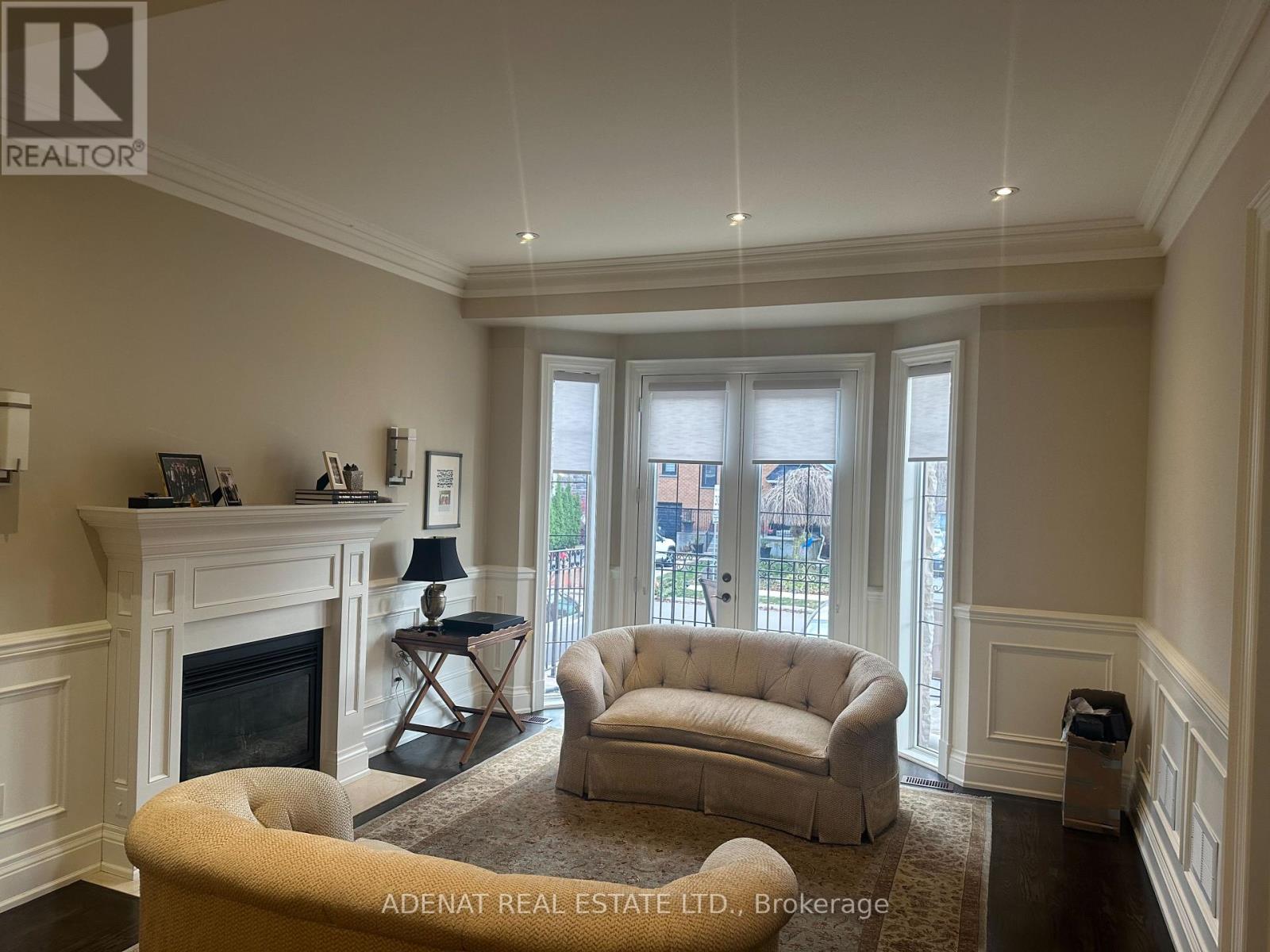 622 Coldstream Avenue, Toronto, Ontario  M6B 2L2 - Photo 3 - C12553272