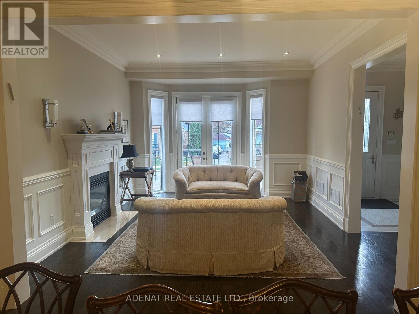 622 Coldstream Avenue, Toronto, Ontario  M6B 2L2 - Photo 4 - C12553272