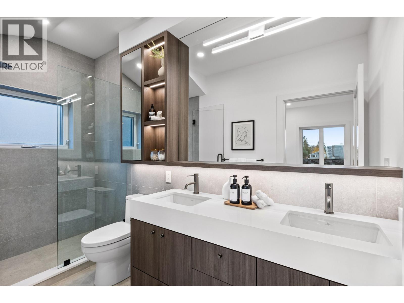 1 2607 Dundas Street, Vancouver, British Columbia  V5K 1R1 - Photo 14 - R3067370