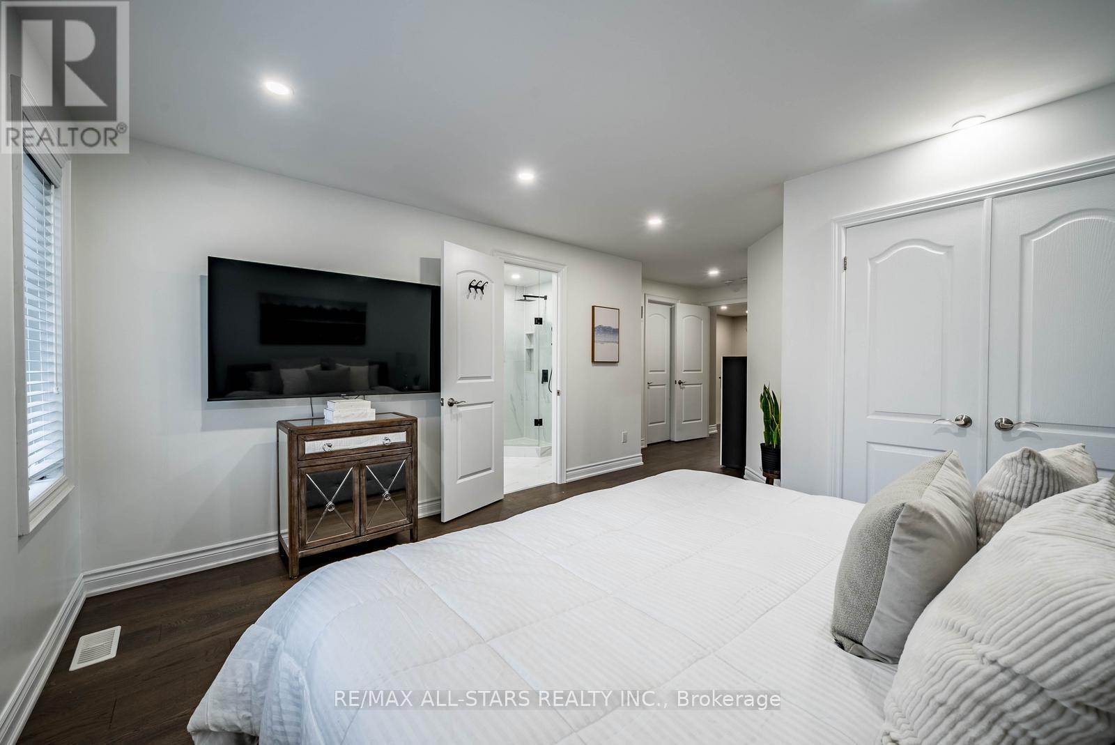 19 Kettle Valley Trail, King, Ontario  L7B 0N3 - Photo 22 - N12478002