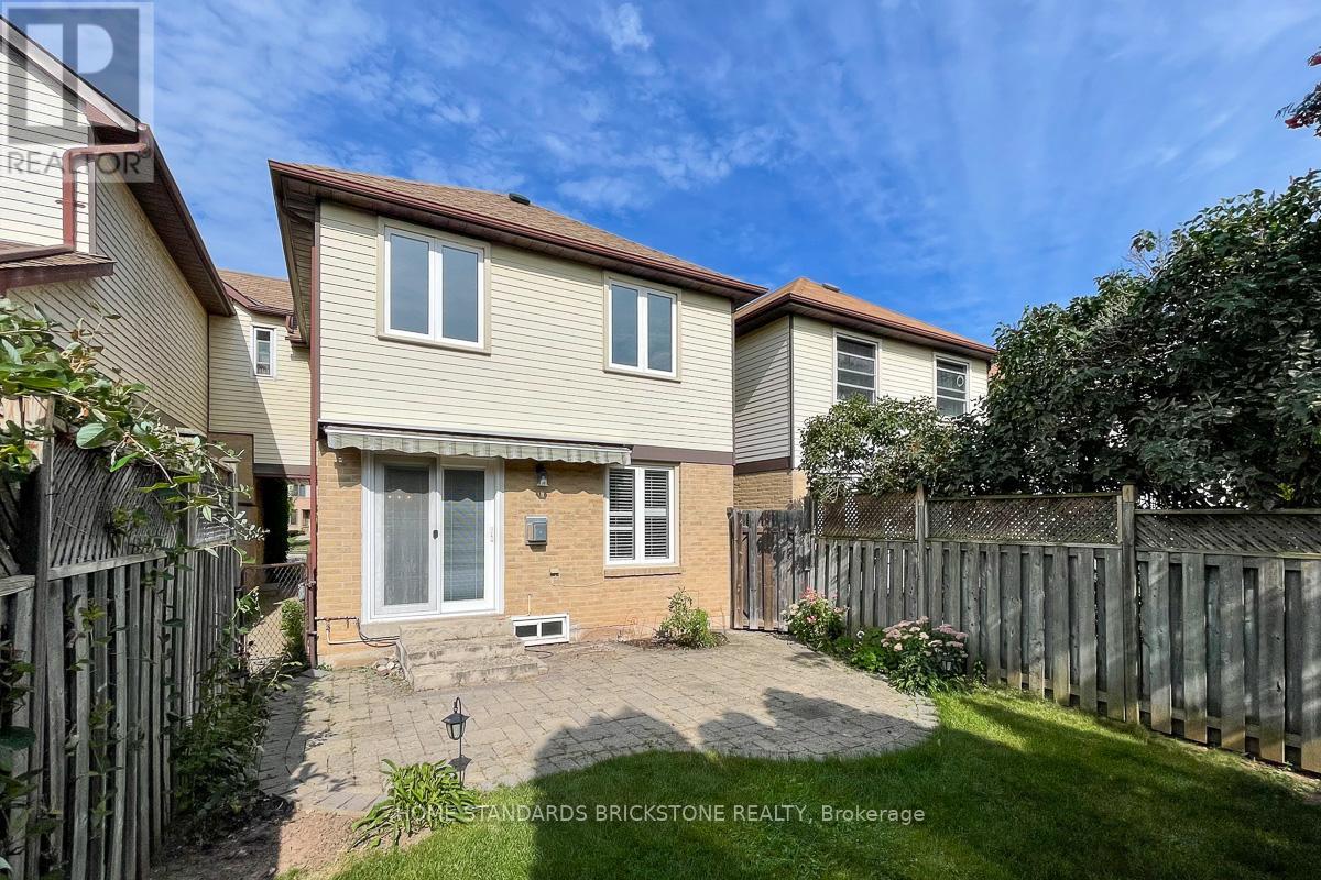 1103 Springbrook Crescent, Oakville, Ontario  L6M 2C9 - Photo 32 - W12549328