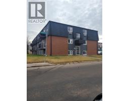 4 115 Acadia Drive West College Park, Saskatoon, Ca