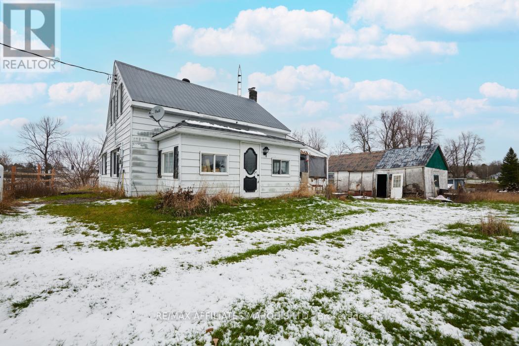 4872 Nine Mile Road, South Glengarry, Ontario K0C 1S0 - Photo 4 - X12553312