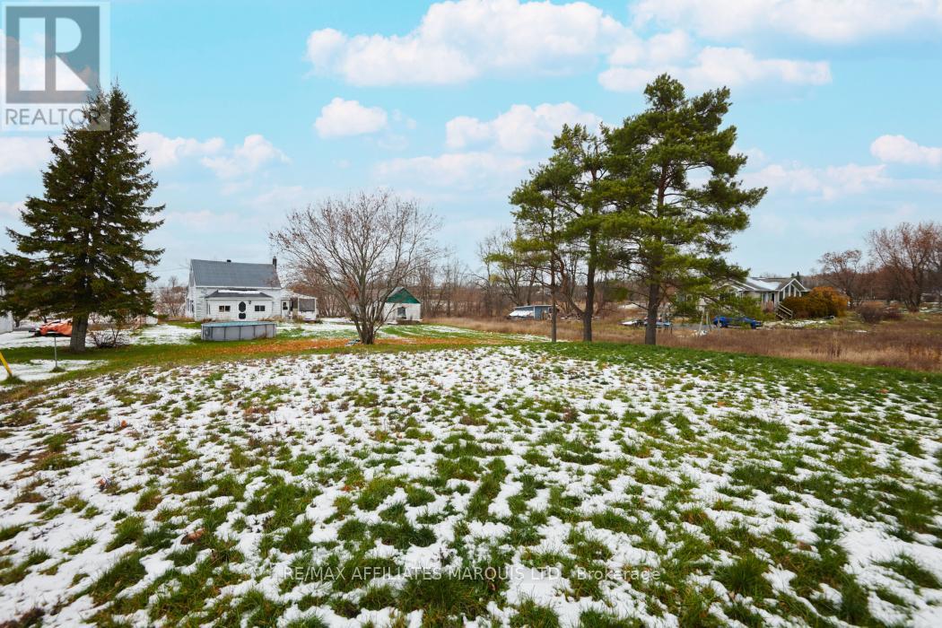 4872 Nine Mile Road, South Glengarry, Ontario K0C 1S0 - Photo 5 - X12553312