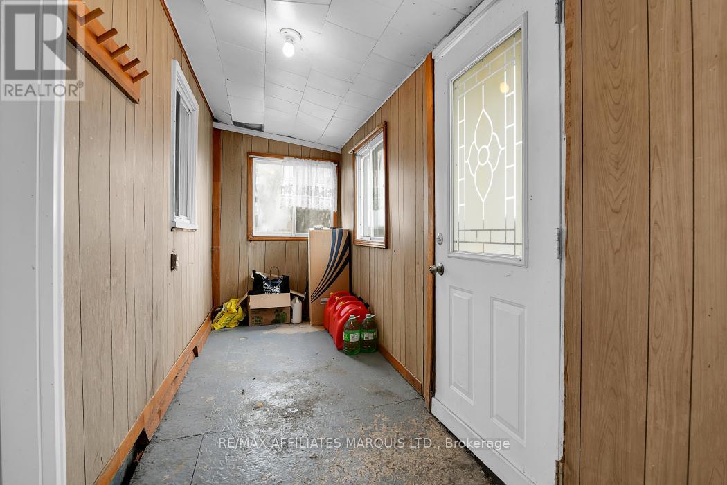 4872 Nine Mile Road, South Glengarry, Ontario K0C 1S0 - Photo 7 - X12553312