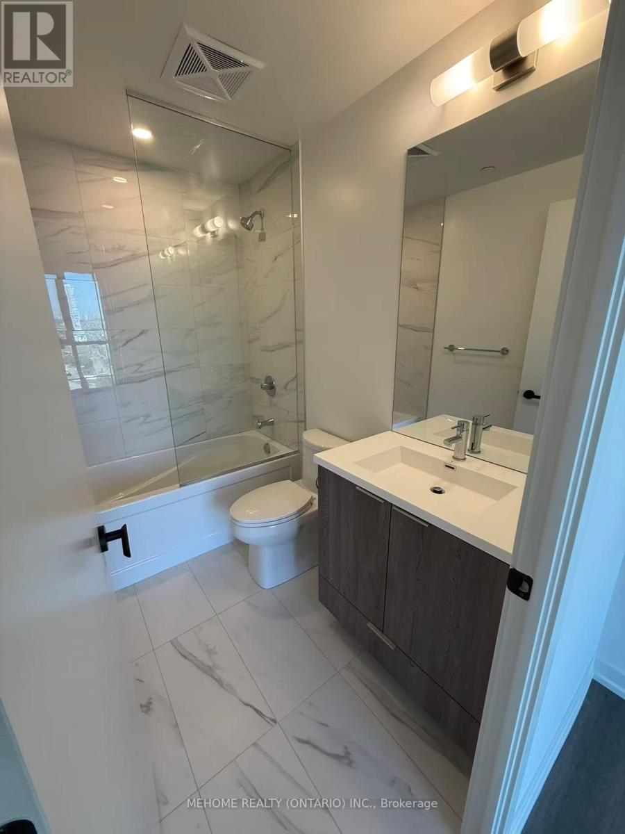 1909 - 8 Interchange Way, Vaughan, Ontario  L4K 5Z7 - Photo 6 - N12553282