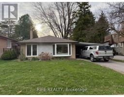 38 AURORA HEIGHTS DRIVE, Aurora, Ontario
