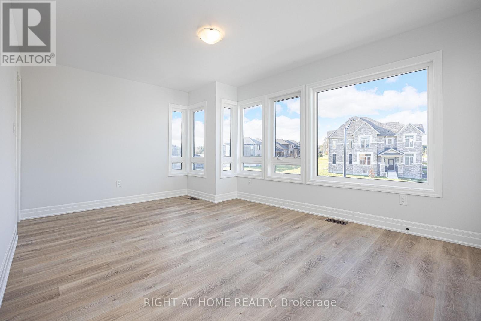 8 Nicort Road, Wasaga Beach, Ontario  L9Z 0N4 - Photo 16 - S12553270