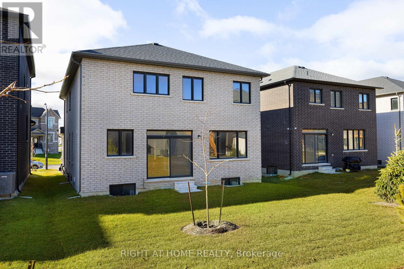 8 Nicort Road, Wasaga Beach, Ontario  L9Z 0N4 - Photo 25 - S12553270