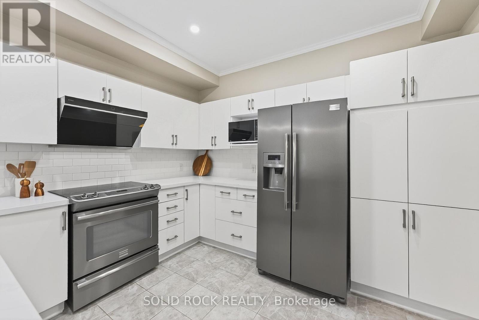 50 Insmill Crescent, Ottawa, Ontario  K2T 1G4 - Photo 21 - X12498380