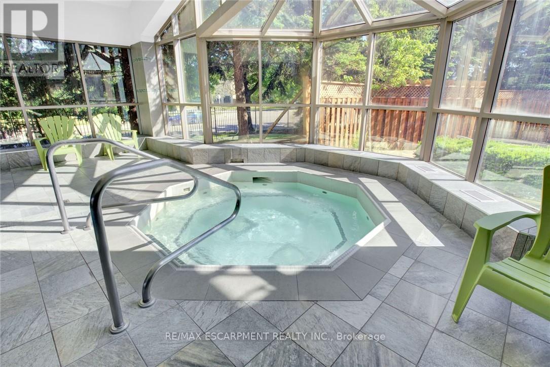 306 - 75 King Street E, Mississauga, Ontario L5A 4G5 - Photo 22 - W12553276