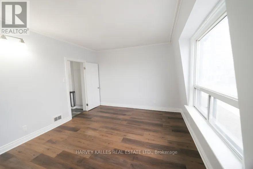 2 - 1309 Dupont Street, Toronto, Ontario  M6H 2A5 - Photo 3 - W12553286