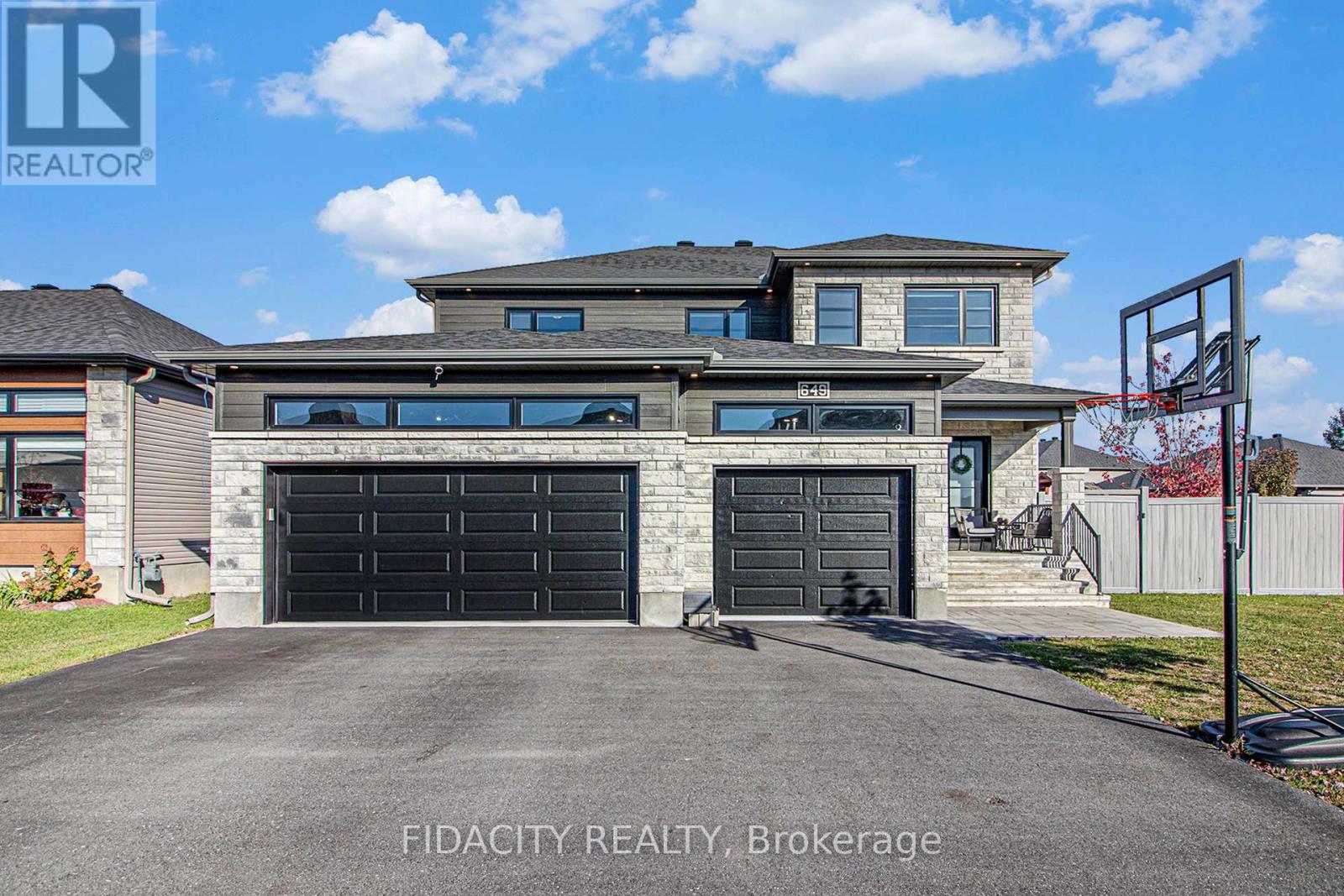 649 MISTY STREET, Russell, Ontario