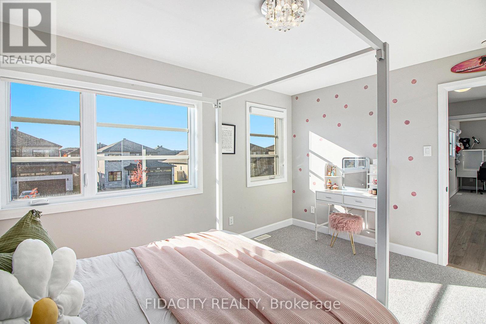 649 Misty Street, Russell, Ontario K4R 0E7 - Photo 29 - X12553314