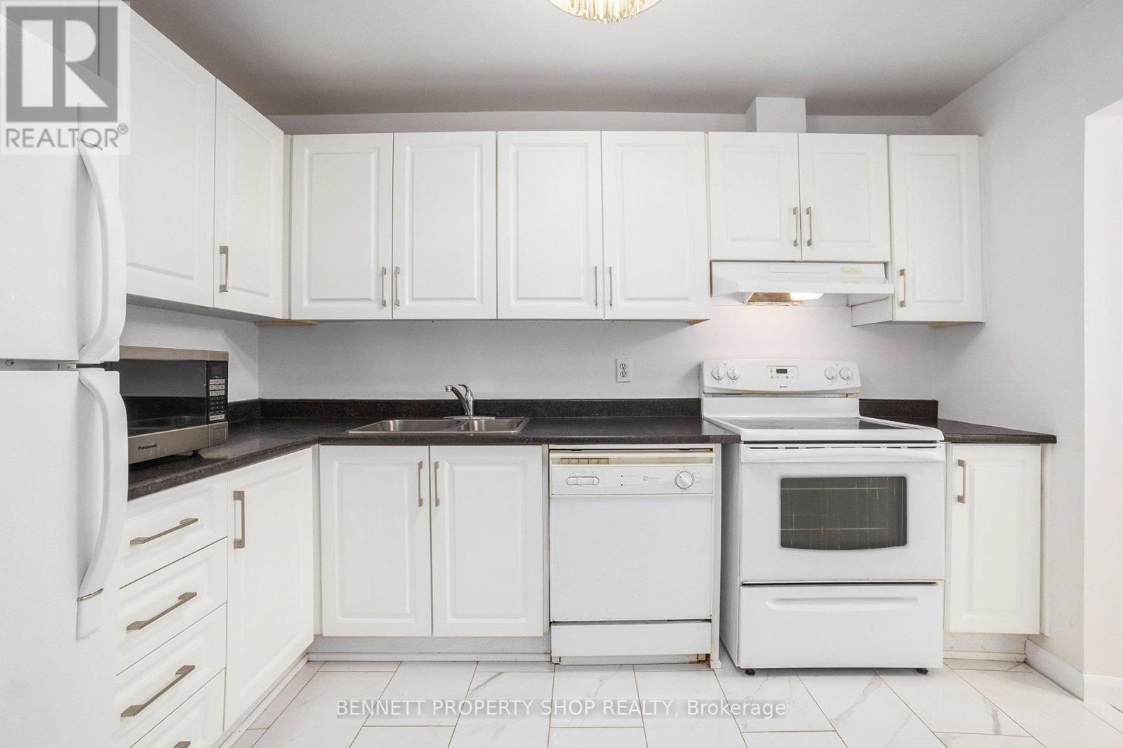 105 - 1585 Goth Avenue, Ottawa, Ontario K1T 1E3 - Photo 11 - X12553324