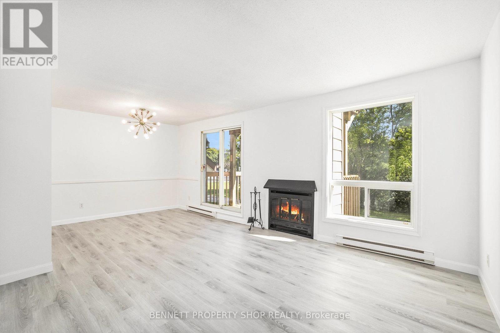 105 - 1585 Goth Avenue, Ottawa, Ontario K1T 1E3 - Photo 5 - X12553324