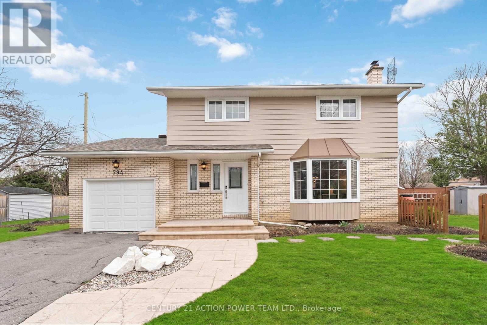 594 NOBLE CRESCENT, Ottawa, Ontario