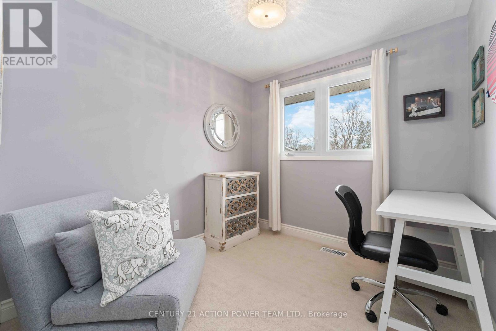 594 Noble Crescent, Ottawa, Ontario K1V 7H9 - Photo 24 - X12553346