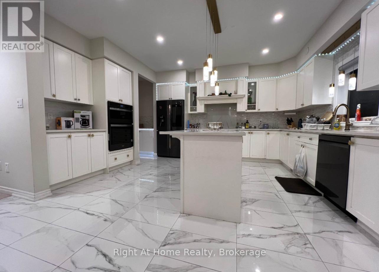 2nd Master Suite - 54 Pace Avenue, Brantford, Ontario N3S 0J2 - Photo 2 - X12553368