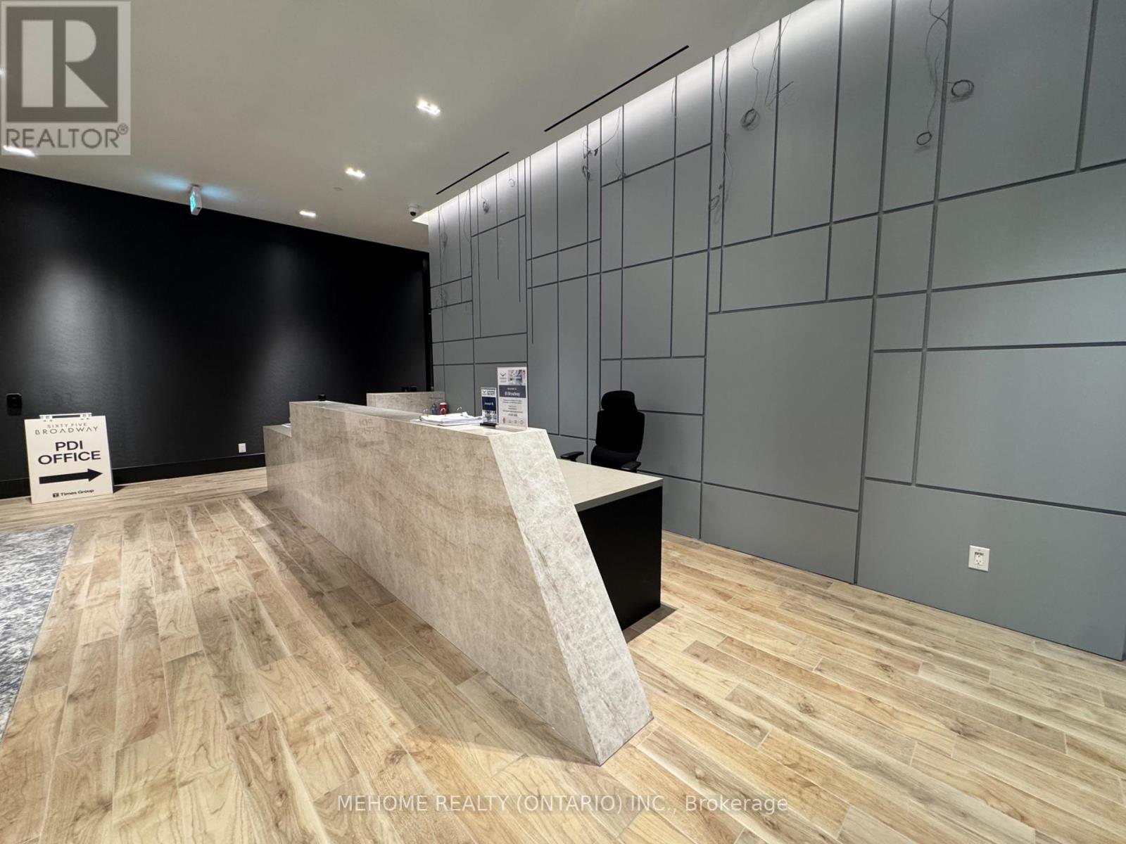 #911 - 65 Broadway Avenue, Toronto, Ontario  M4P 1T9 - Photo 2 - C12553304