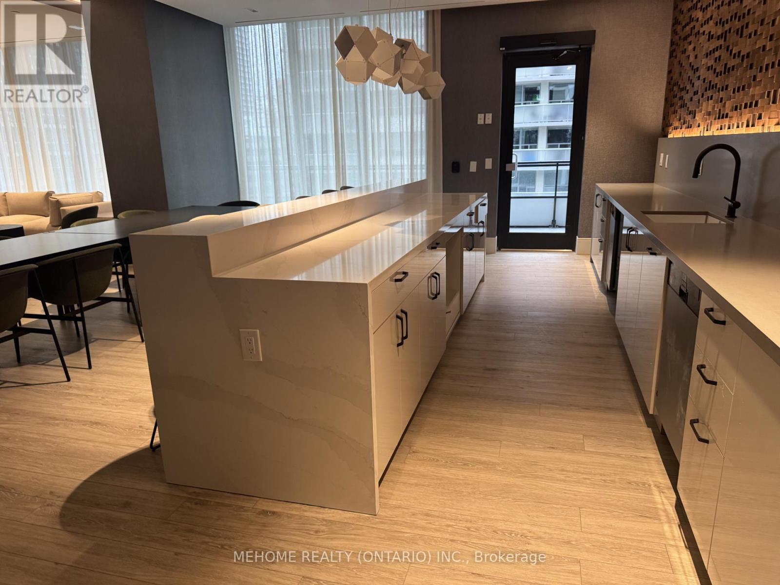 #911 - 65 Broadway Avenue, Toronto, Ontario  M4P 1T9 - Photo 21 - C12553304