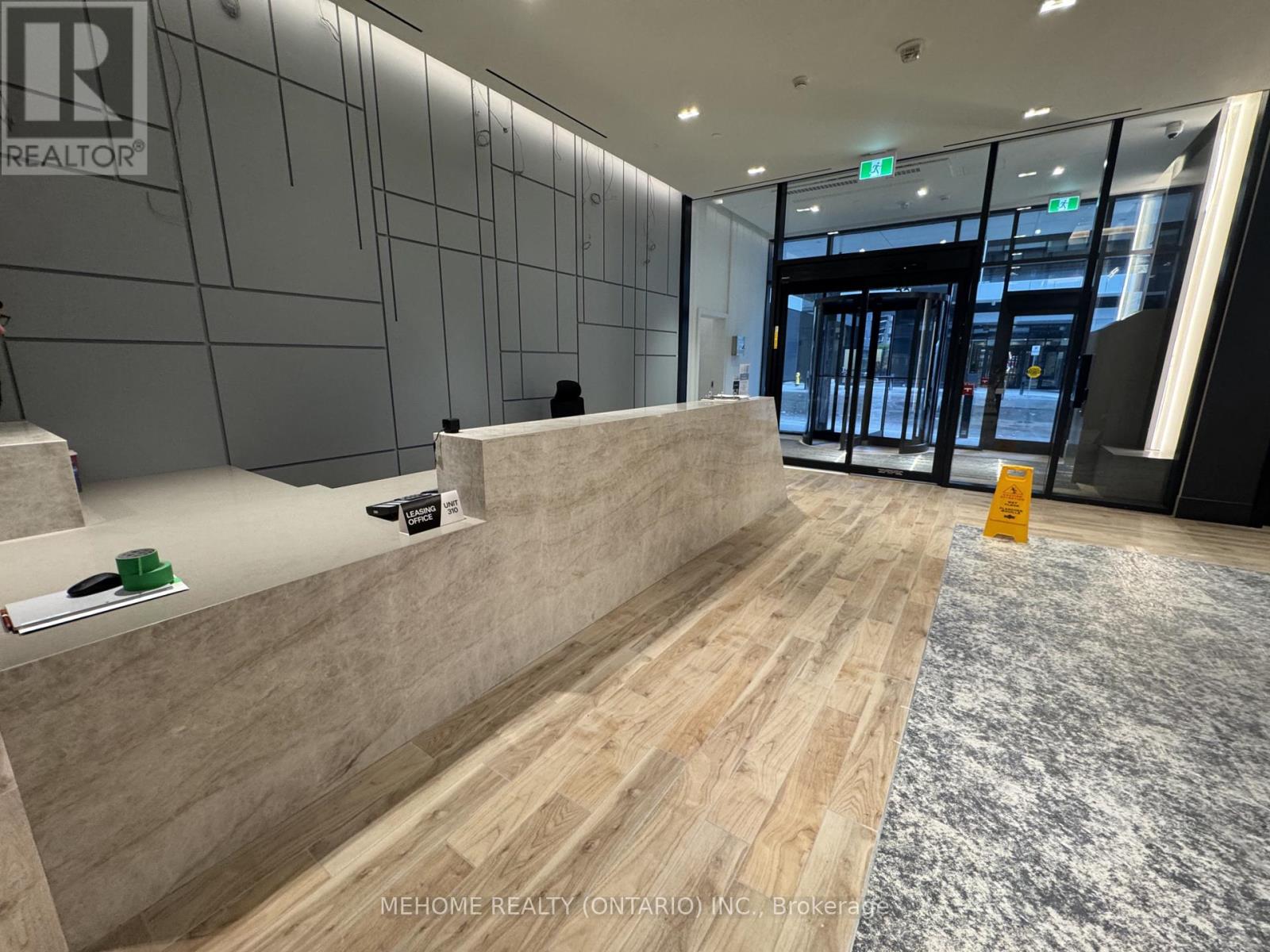 #911 - 65 Broadway Avenue, Toronto, Ontario  M4P 1T9 - Photo 3 - C12553304