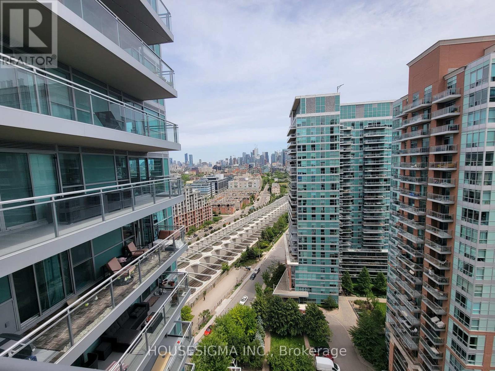 2012 - 100 Western Battery Road, Toronto, Ontario  M6K 3S2 - Photo 8 - C12553348