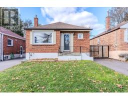 136 MEIGHEN AVENUE, Toronto, Ontario