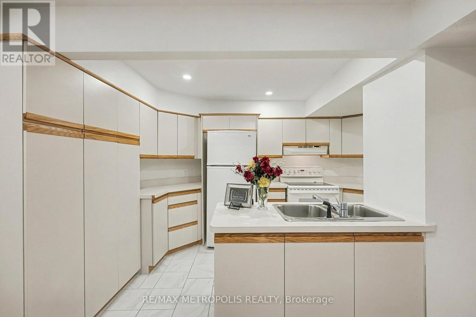 Bsmt - 1105 Petunia Place, Pickering, Ontario  L1V 4N5 - Photo 12 - E12553310