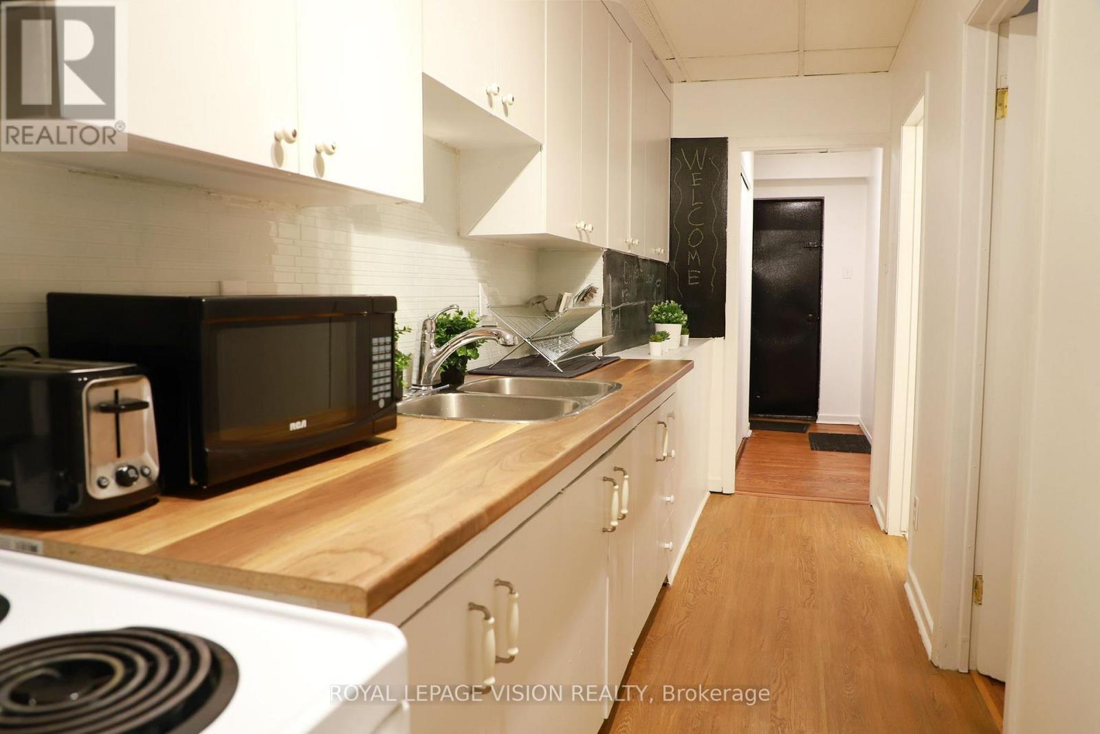 1242 Danforth Avenue, Toronto, Ontario  M4J 1M6 - Photo 22 - E12553358