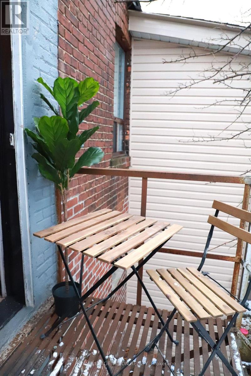 1242 Danforth Avenue, Toronto, Ontario  M4J 1M6 - Photo 29 - E12553358