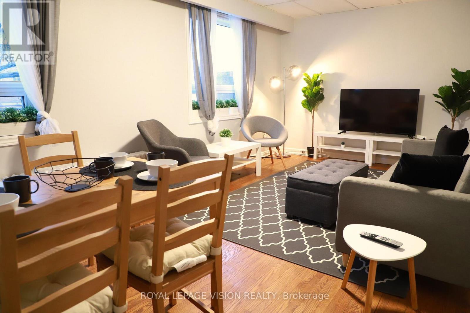 1242 Danforth Avenue, Toronto, Ontario  M4J 1M6 - Photo 6 - E12553358