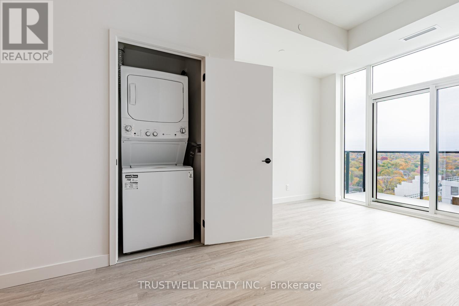 1507 - 1050 Eastern Avenue, Toronto, Ontario  M4L 0B7 - Photo 21 - E12553372